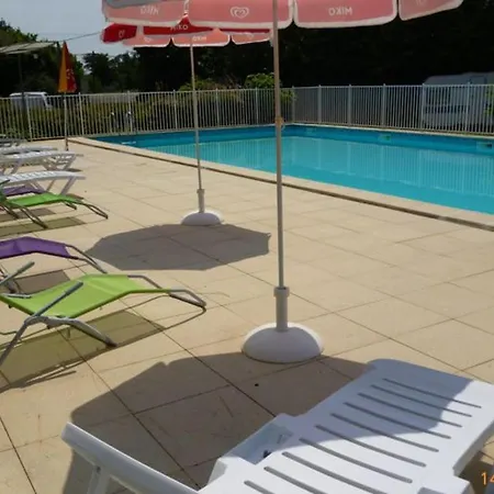 Sur Pilotis Avec Terrasse - 5 Personnes - Api-1-52-505 *