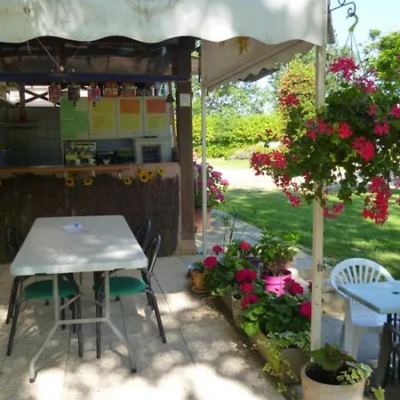 Sur Pilotis Avec Terrasse - 5 Personnes - Api-1-52-505 *