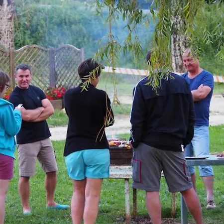 캠프장 Sur Pilotis Avec Terrasse - 5 Personnes - Api-1-52-505