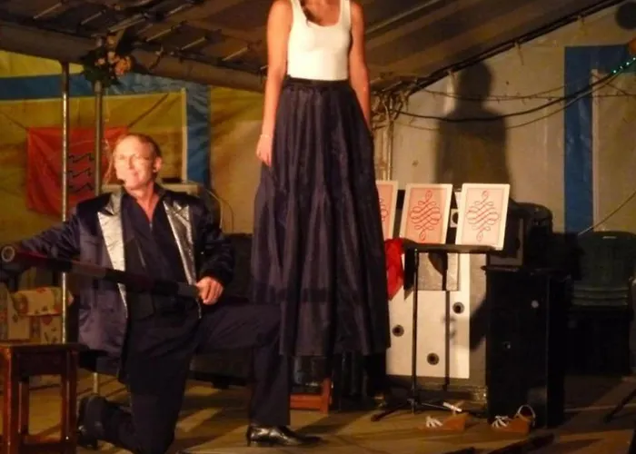 Camping Sur Pilotis Avec Terrasse - 5 Personnes - Api-1-52-505