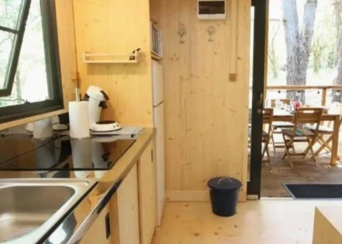 Sur Pilotis Avec Terrasse - 5 Personnes - Api-1-52-505