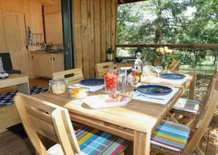 Sur Pilotis Avec Terrasse - 5 Personnes - Api-1-52-505 *