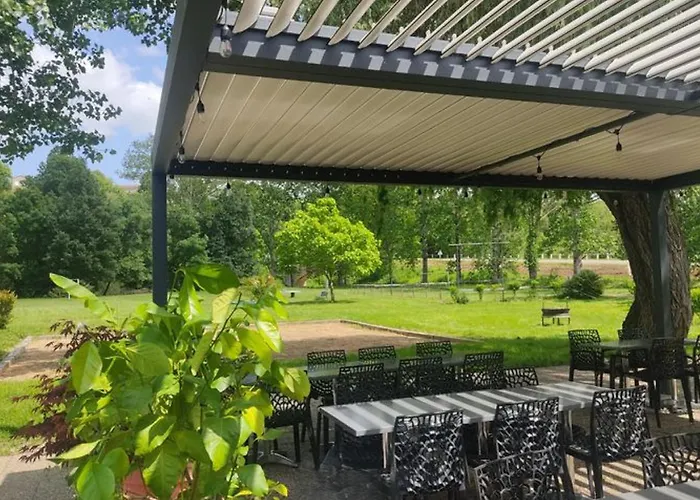 Camping Sur Pilotis Avec Terrasse - 5 Personnes - Api-1-52-505 *